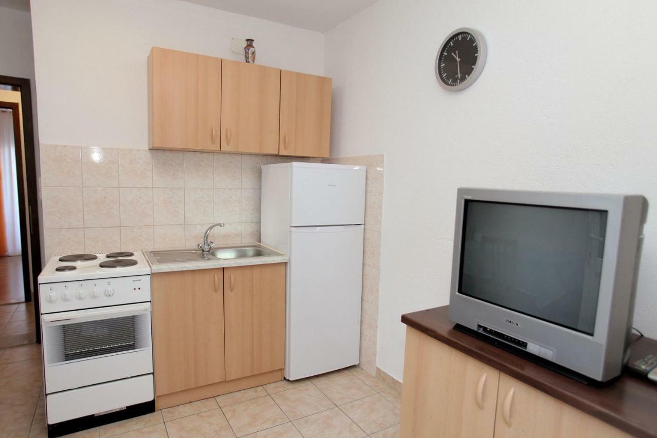 Apartments Maja - Sea View Trogir Exterior photo