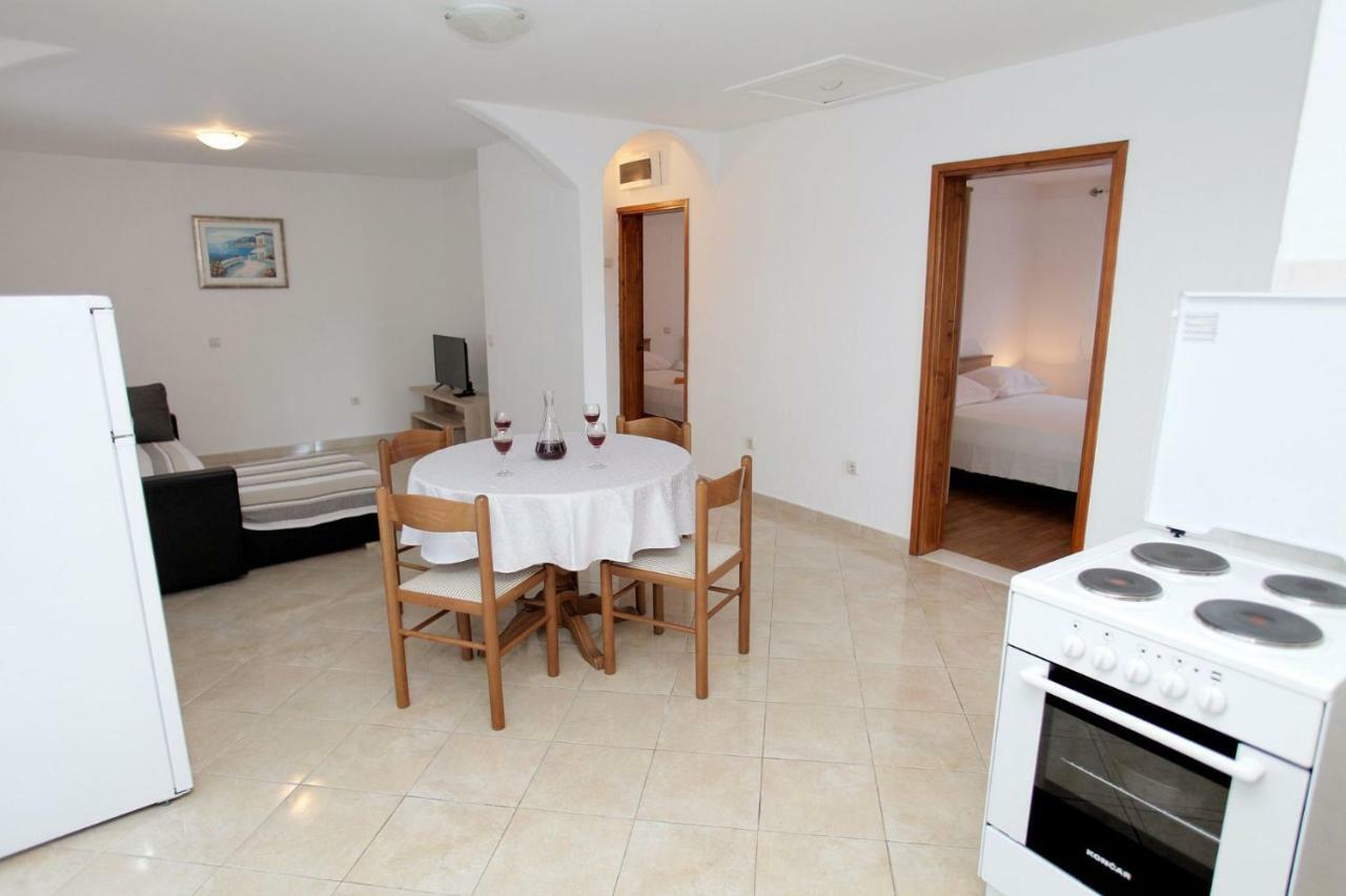 Apartments Maja - Sea View Trogir Exterior photo